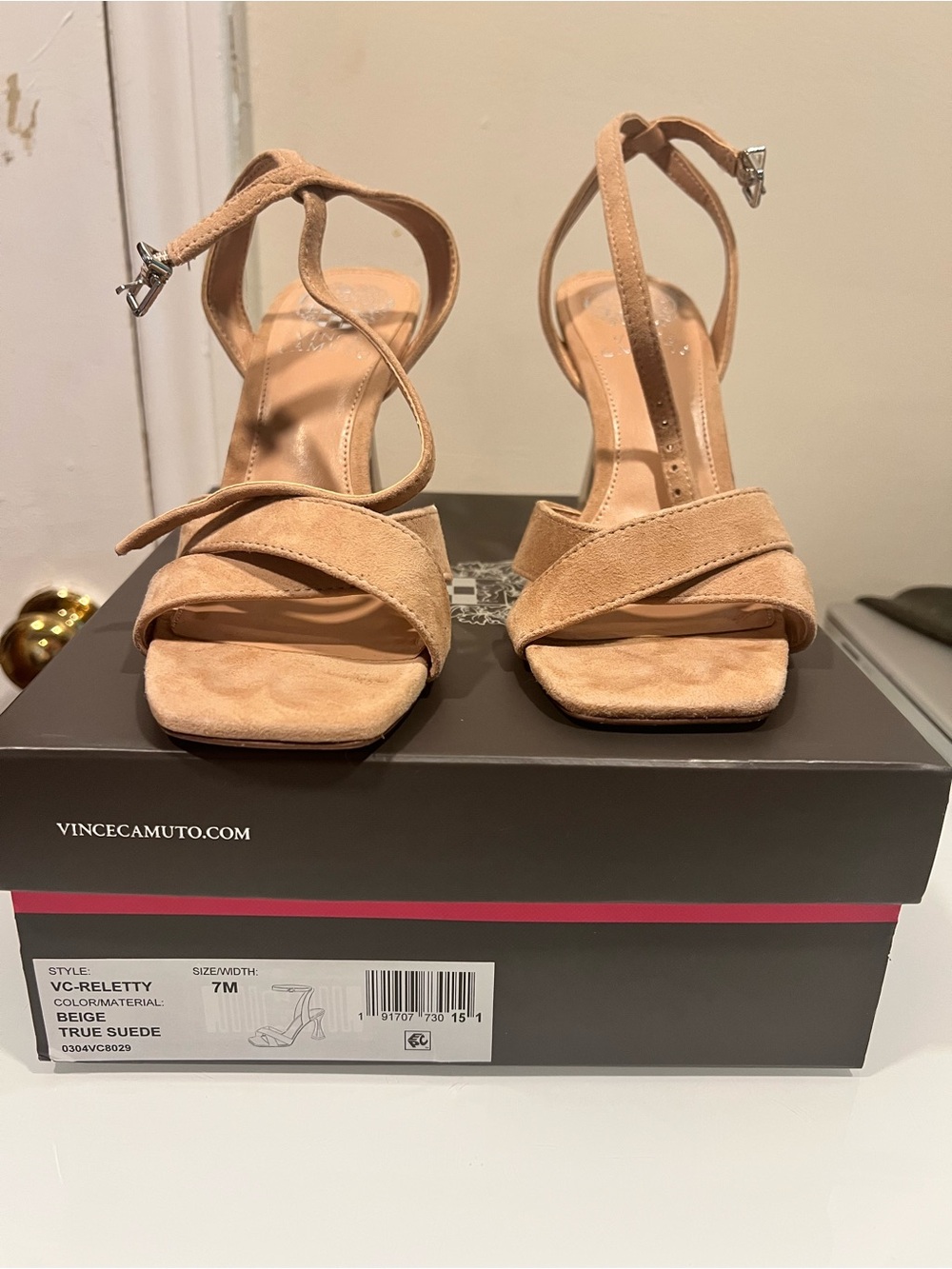 Vince Camuto Reletty Beige True Suede Lucite Heel Sandals Size 7M
